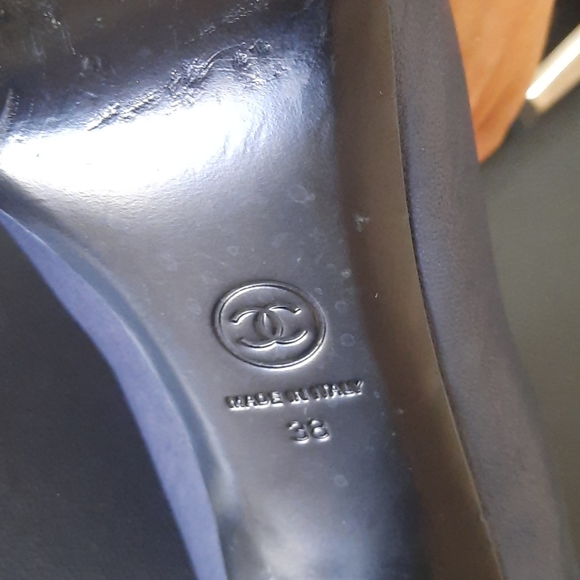 Authentic Chanel booties/Ankle boots - Picture 6 of 7